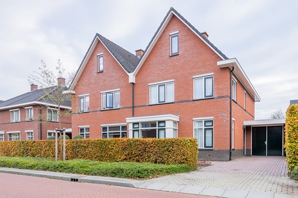 Hoefblad 17, Vroomshoop